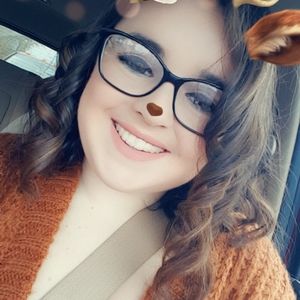 Meet your Posher, Alexus